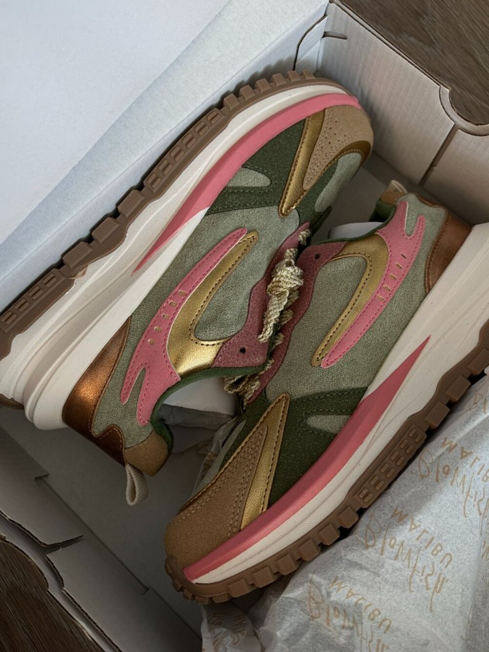 NEW Blowfish Malibu Leo Sneakers Sageberry Green Pink Gold Chunky Womens 7.5 Box